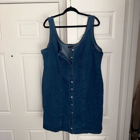 New Look Blue Denim Button Down Jean Dress Size 2X - Picture 2 of 8